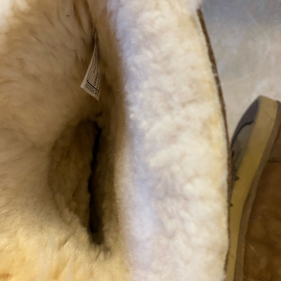 Leather ugg boots size 7 preowned - Picture 6 of 14